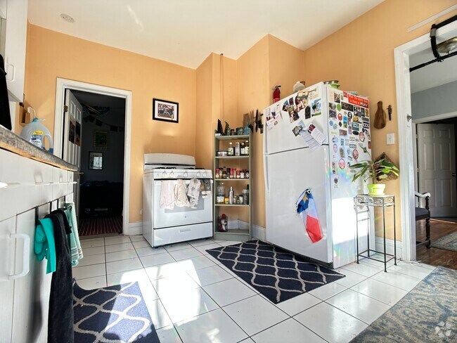 Building Photo - 72 Antwerp St Unit 72 Rental