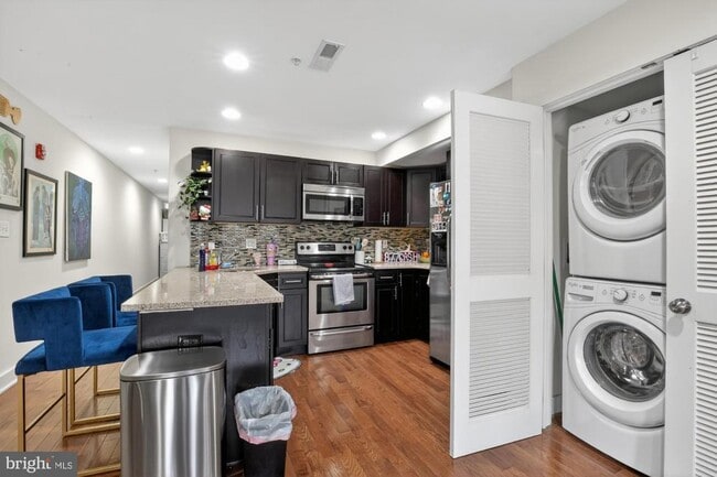 Photo - 1228 N 25th St Unit 3