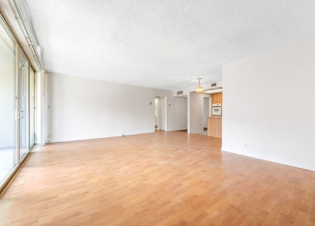 Photo - 1300 Midvale Ave Unit 409