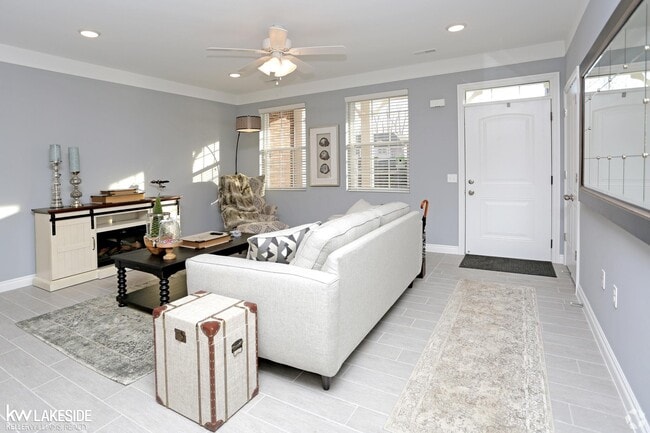 Photo - 54189 Baypoint Dr