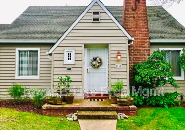 Photo - 5250 21st Ave