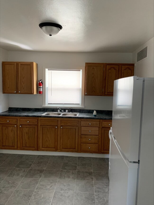 Photo - 3110 S Pershing Dr