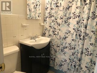 Photo - 945 Simcoe St N Unité 107