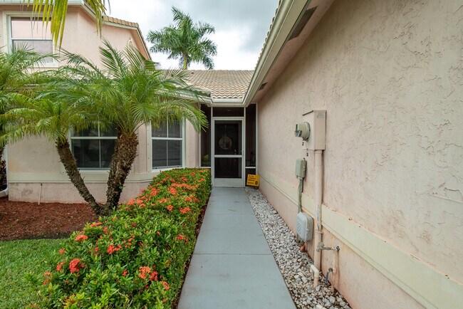 Photo - 10537 Pelican Dr