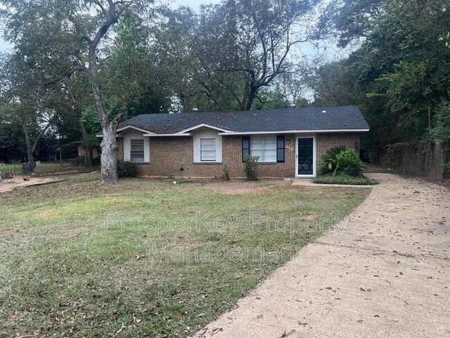 Photo - 453 Pecan Tree Ct