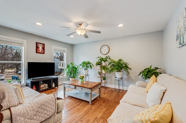 Photo - 2340 Portsmouth Ct