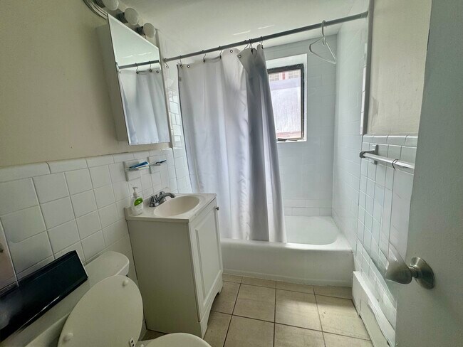 Photo - 16 Chester St Unidad 37