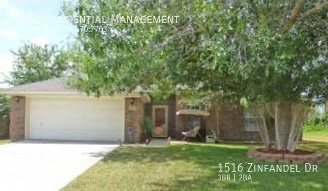 Building Photo - 1516 Zinfandel Dr