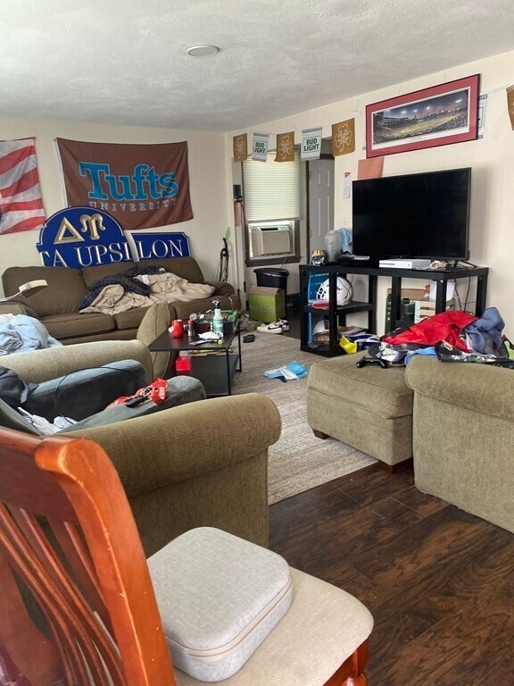 Photo - 163 College Ave