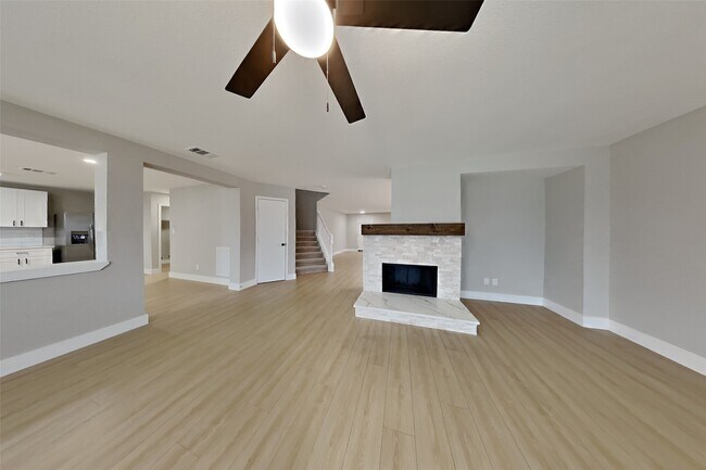 Photo - 6718 Wild Pecan Trail