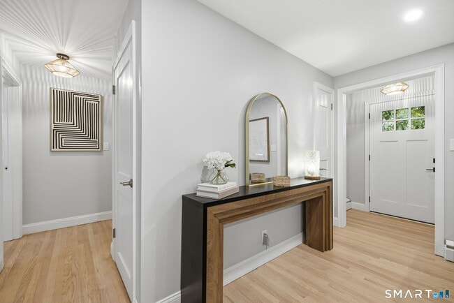 332 Fern St