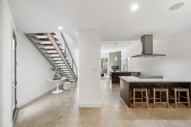 Photo - 316 Birdsall St