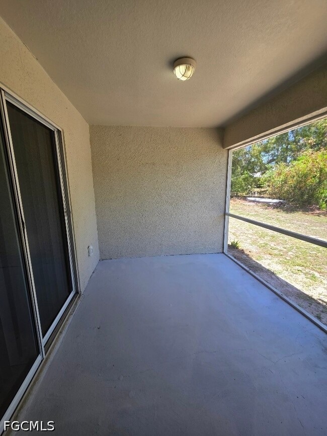 Photo - 2419 Joe Ave S