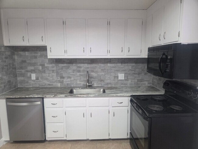 Photo - 918 S Pennsylvania St Unit 306