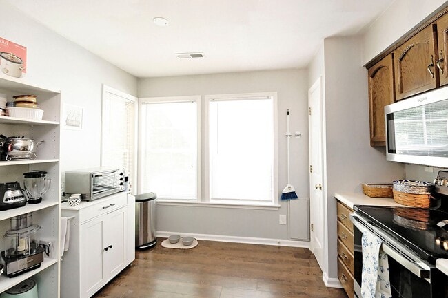 Photo - Pet-Friendly Forest Lakes North Townhome