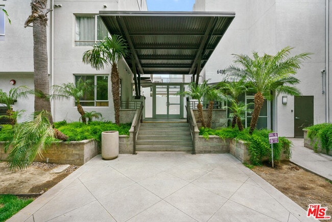 Photo - 6400 Crescent Prk E Unidad 414