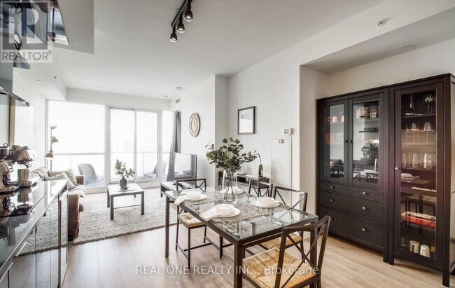 Photo - 70 Temperance St Unité 4317