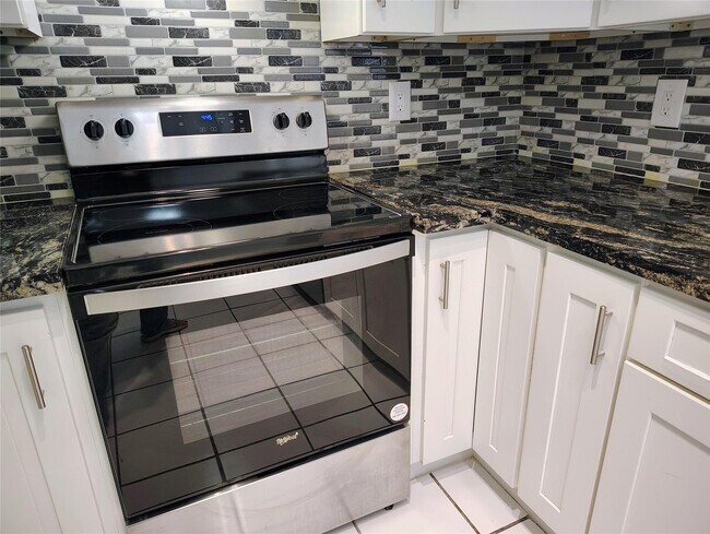 Photo - 5590 NW 61st St Unit 801