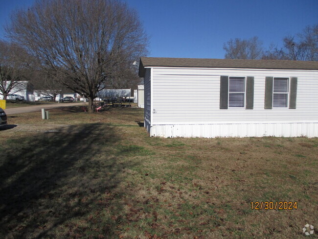 Building Photo - 116 Cypress Ln Rental