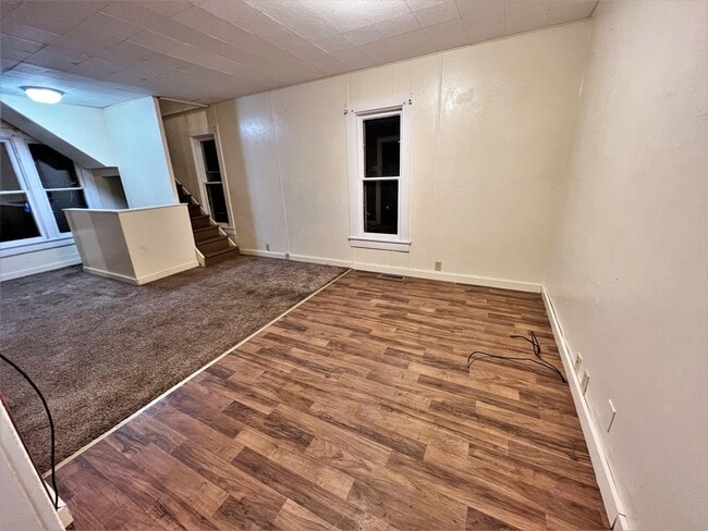 Photo - 208 E 10th- 2 bedroom house