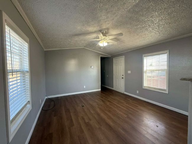 Photo - 1236 N Oaklane Rd