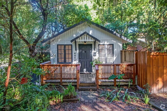 Building Photo - 4050 McGirts Blvd Rental