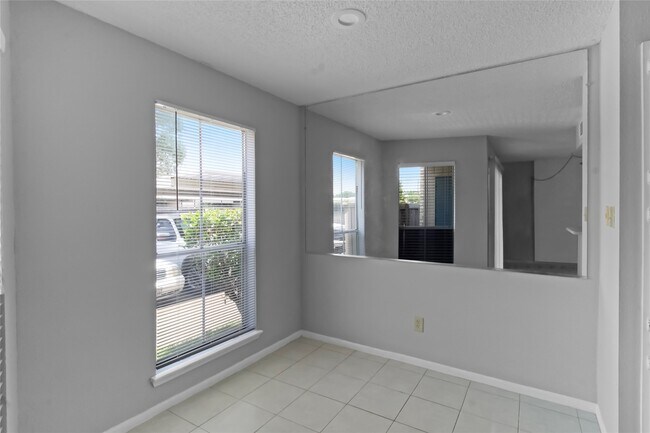 Photo - 3919 Fairmont Pkwy Unidad 257