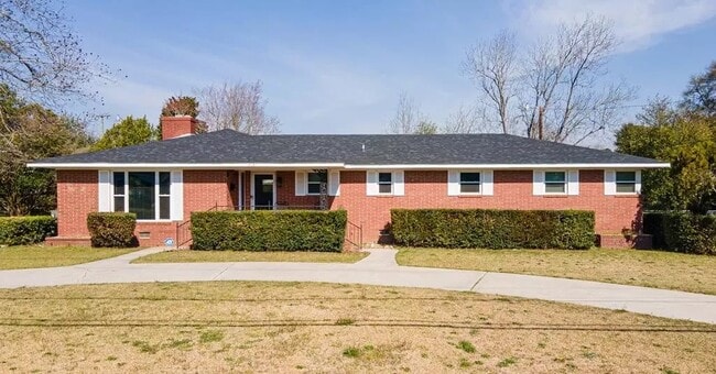 Photo - 614 Camellia St NE