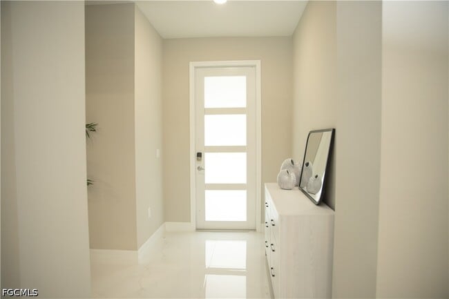 Photo - 1228 Chrisholm St