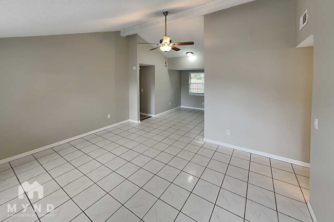 Photo - 6701 Village Grove Ct