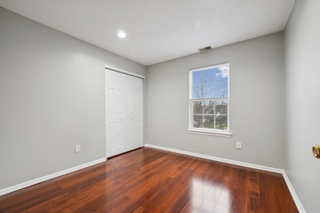 Photo - 3607 Riddle Ct