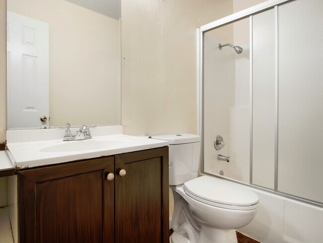 3661 Nashland Ave Unit 3