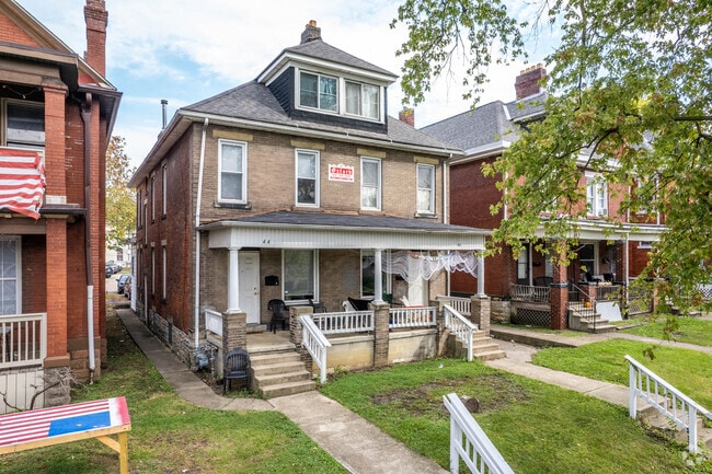 44 - 46 E 18th Ave