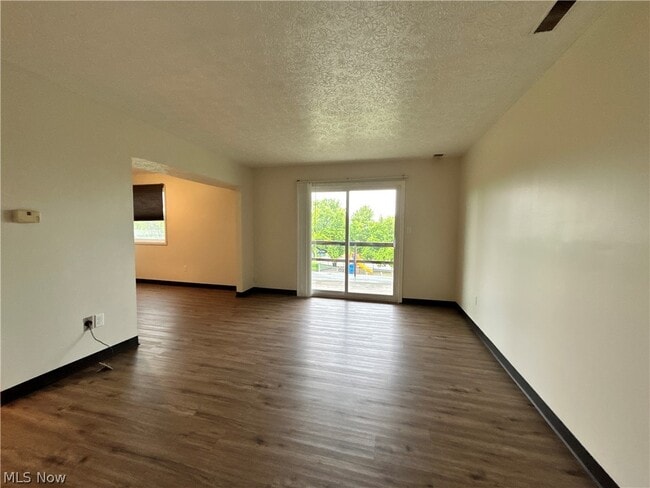 Photo - 623 Lovers Ln Unit B-3