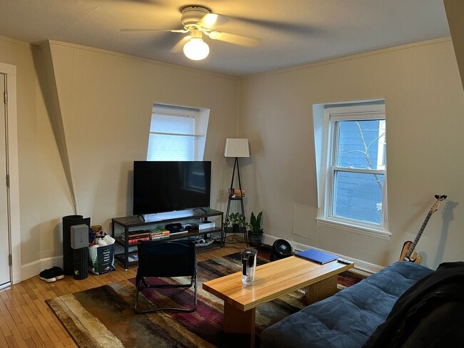 Photo - 469 Cumberland Ave Unit 6