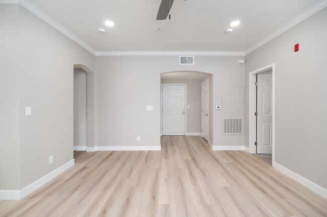 Tahoe - 2BR, 2BA 1,119SF