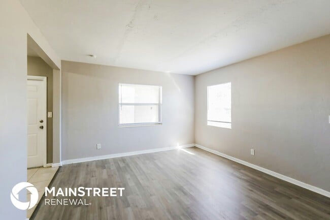 Photo - 1207 NW 13th Ln