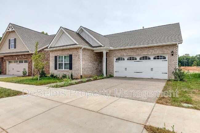 Photo - 107 Crabourne Dr