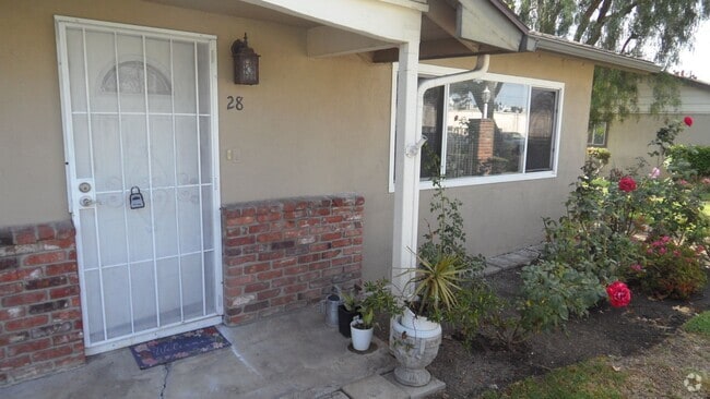Building Photo - Nicely Updated 1 Bedroom 1 Bathroom, Coco ... Rental