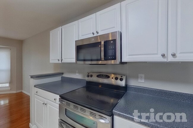 Photo - 935 Squirrels Nest Ct