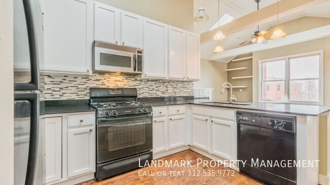 Photo - 2329 W Harrison St Unidad 4