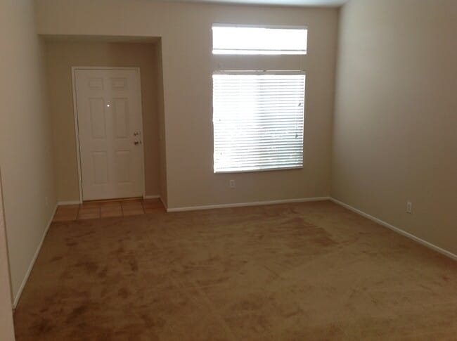 Photo - 3 BEDROOM, 2 BATHROOM CLOSE TO SCHOOLS!