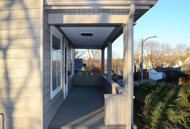 Photo - Beautiful 5 Bedroom Home!