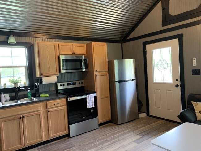 Photo - 9706 Camelots Ct