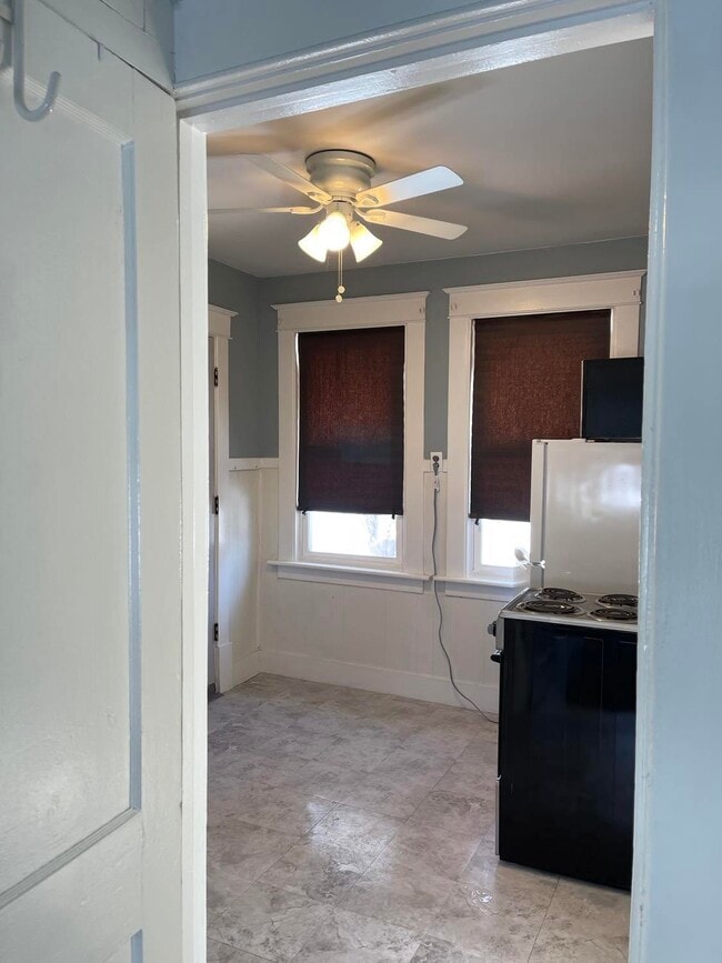 Photo - 81 Hagen Ave Unidad Garage Apt