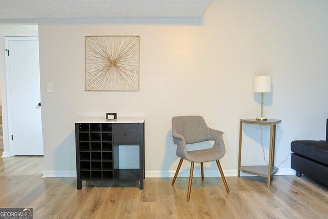 Photo - 4411 Flakes Mill Rd