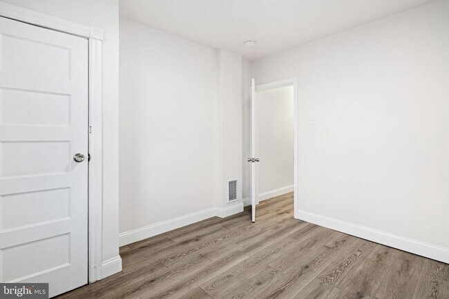 Photo - 5907 Osage Ave