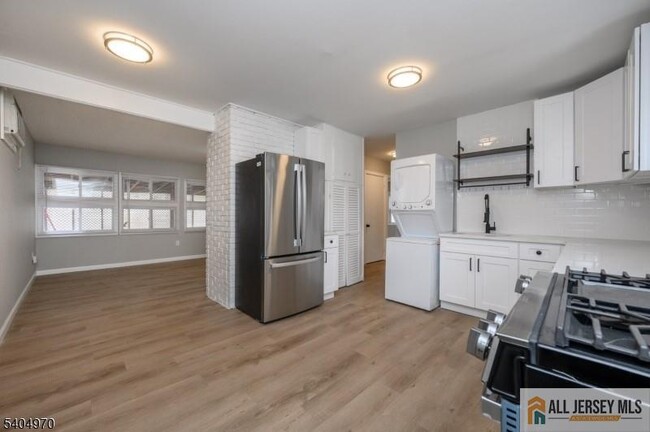 Photo - 118 Colonia Blvd