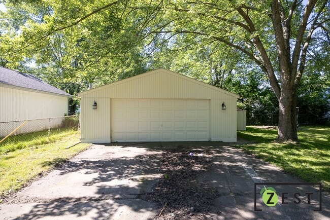 Photo - 3BDRM Warren Home! OPEN HOUSE 10/23 5-5:30...