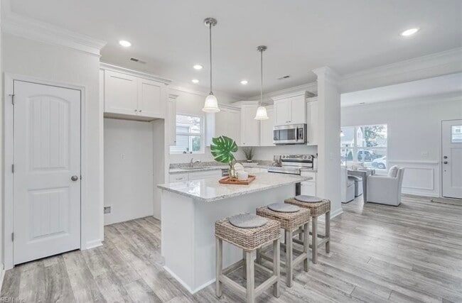 Photo - 1540 Beekman St